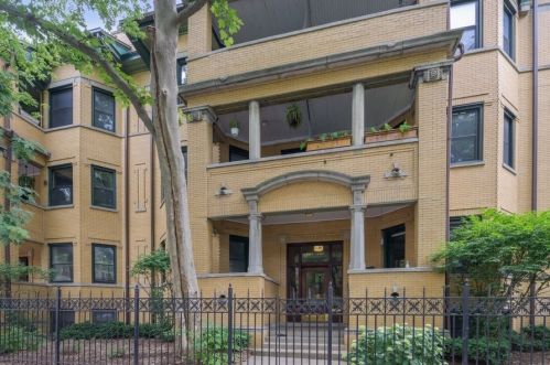 605 Fullerton Pkwy, Chicago, IL 60614-2613