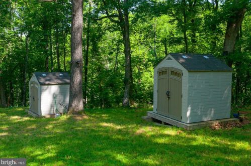 150 White Dogwood Pl, Harpers Ferry WV 25425 exterior