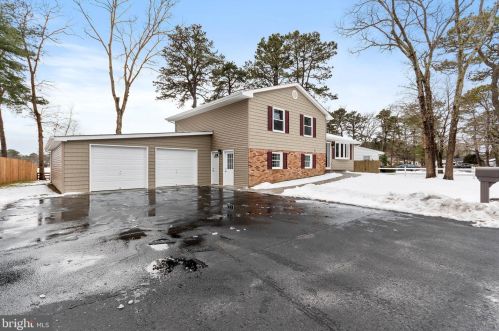 10 Tensaw Dr, Browns Mills, NJ 08015-6538