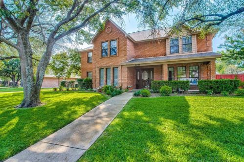 6704 Deep Valley Ln, Fort Worth, TX 76132-1122