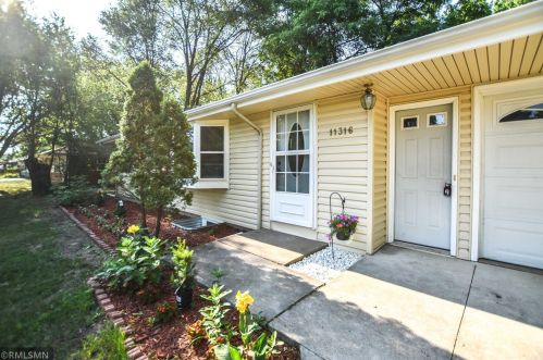 11316 Heights Dr, Minneapolis MN  55433-3528 exterior