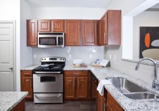 5470 Glenridge Dr, Atlanta GA  30342-1360 exterior
