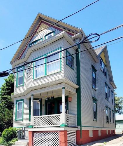 23 Emmett St, Providence, RI 02903-4503