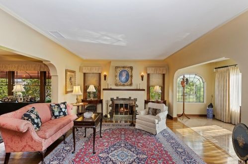 3573 Beechwood Pl, Riverside CA  92506-1214 exterior