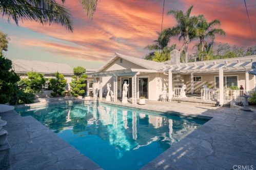 3241 Yellowtail Dr, Los Alamitos, CA 90720-5253