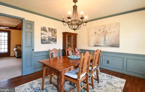 314 Laurel Ave, Fredericksburg, VA 22408-1534