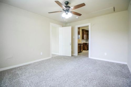 3325 25th St, Fort Worth TX  76106-3304 exterior