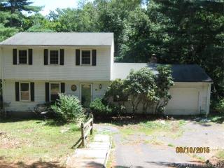 25 Oakdale Cir, Wallingford, CT 06492-5719