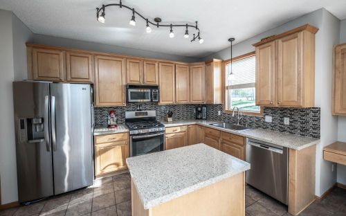 14440 Flax Way, Saint Paul MN  55124-3335 exterior