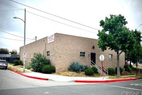 227 Beach Ave, Inglewood, CA 90302-3403
