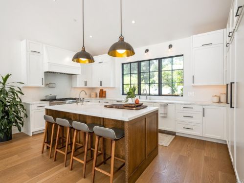 213 Meda Ln, Mill Valley, CA 94941-4914