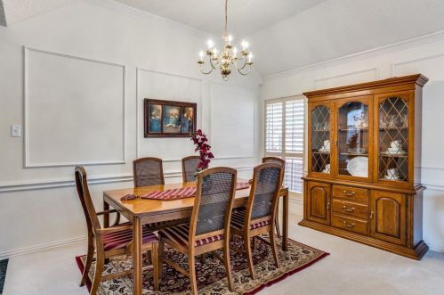 3820 Waterford Dr, Addison TX 75001-7954 exterior