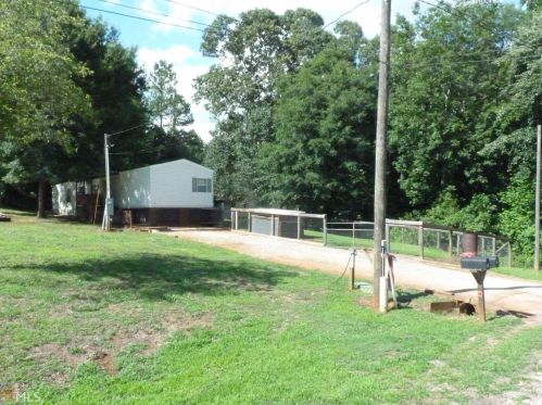 97 Oakwood Ct, Lavonia, GA 30553-2506