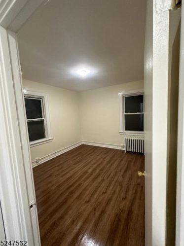 84 Grove St, Bloomfield NJ  07003-5647 exterior