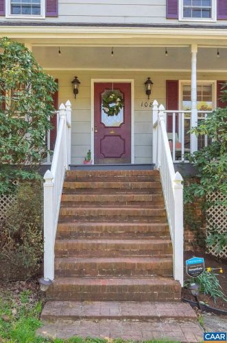 1087 Towne Ln, Charlottesville, VA 22901-3173
