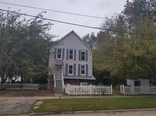 314 Liberty St, Waukegan, IL 60085-6484