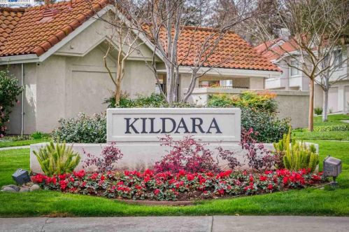 11870 Flanagan Ct, Pleasanton, CA 94568-2348
