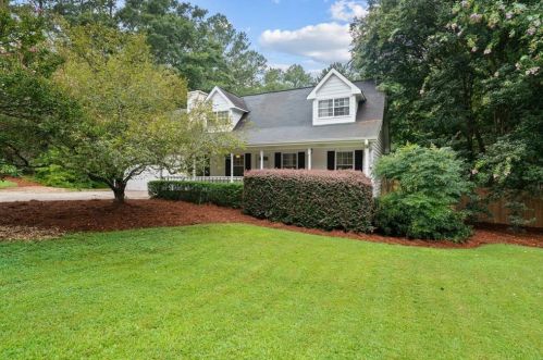 2081 Blackberry Ln, Auburn, GA 30011-2225