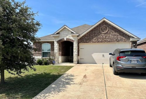 19600 Per Lange Pass, Webberville TX  78653-3364 exterior
