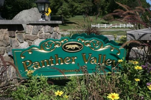 19 Green Heron Dr, Hackettstown NJ  07840-3300 exterior