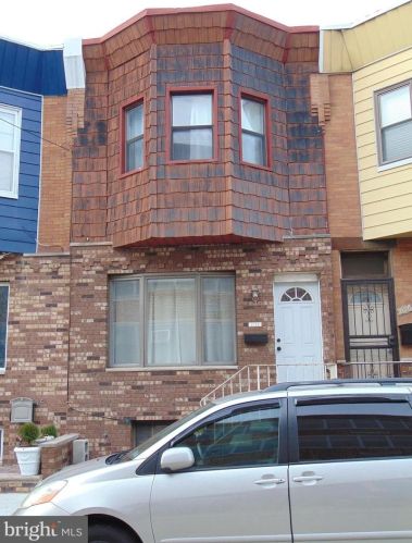 2122 Dorrance St, Philadelphia, PA 19145-3711