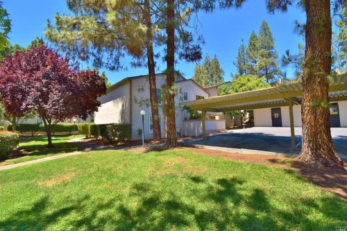 260 Chilpancingo Pkwy, Concord CA  94523-1364 exterior