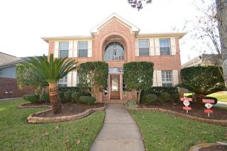 2011 Chimney Wood Ct, Richmond TX  77406-6730 exterior