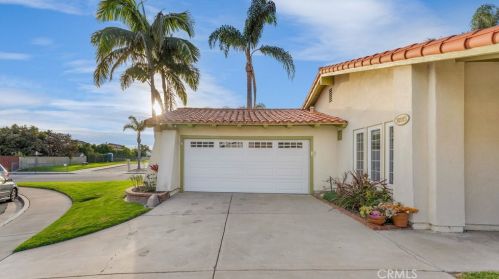 10915 El Coco Cir, Santa Ana CA  92708-5316 exterior
