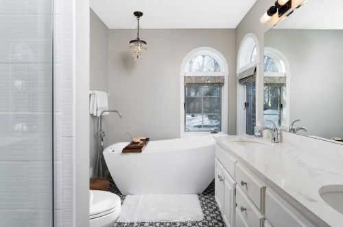 13606 Duluth Dr, Saint Paul MN 55124-8797 exterior