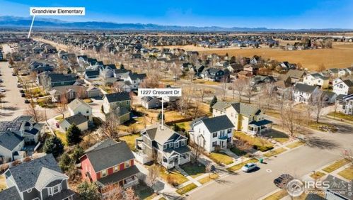 1227 Cres Dr, Fort Collins CO 80526-2917 exterior