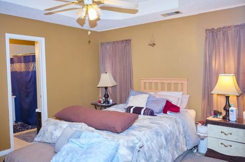 6746 Biscayne Blvd, Rex GA 30273-2245 exterior