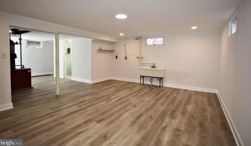 24 Hillside Rd, Princeton NJ  08540-3436 exterior