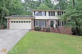 2879 Thornridge Dr, Atlanta, GA 30340-5127