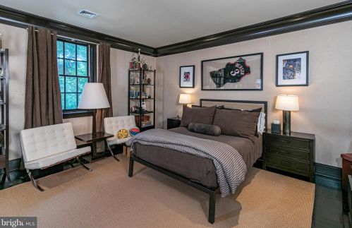 110 Brooks Bnd, Princeton NJ  08540-7545 exterior