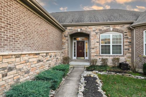 88 English Oak Ln, Springboro, OH 45066-8445
