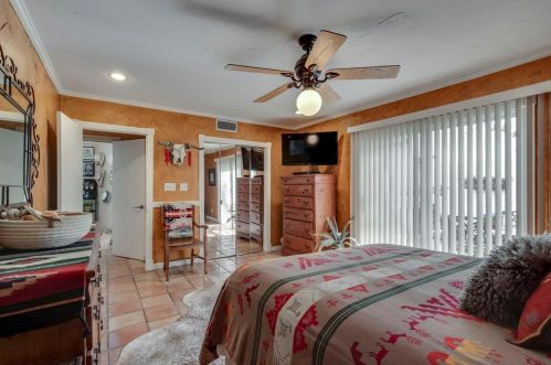 3121 Westcliff Rd, Fort Worth TX  76109-2129 exterior