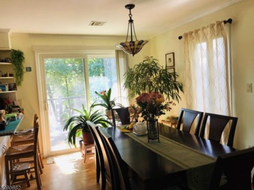 30 Whitman St, Town Center, NJ 07052-2028