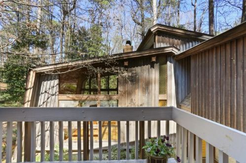2235 Humility Ln, Atlanta GA  30319 exterior