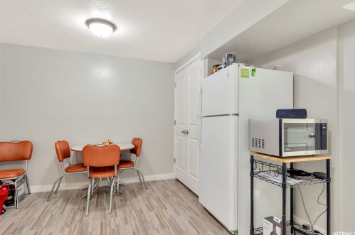 7495 2200, Taylorsville UT 84088-9515 exterior