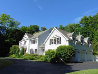 134 Cedar Rd, Wilton, CT 06897-3631