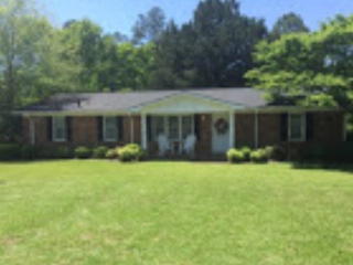 2010 Davis Ave, Tifton, GA 31794-3132