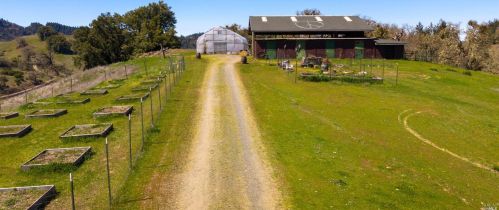 18801 Shafer Ranch Rd, Willits, CA 95490-9642