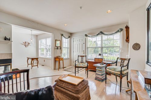 314 Brickhouse Rd, Princeton NJ  08540-7352 exterior