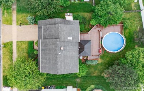 1150 Edington Ln, Carol Stream, IL 60188-4322