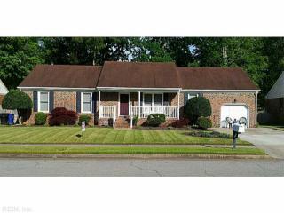 3909 Hardwood Ln, Portsmouth, VA 23703-1942