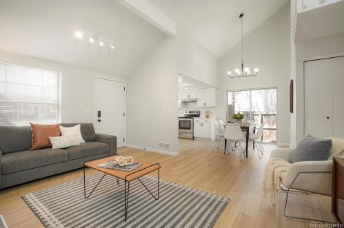 17623 Temple Dr, Denver, CO 80015-2709