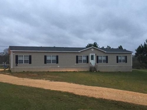 1053 Eagle Ridge Rd, Summit, MS 39666-5305