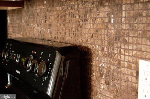 6040 Market St, Philadelphia PA  19139-3023 exterior