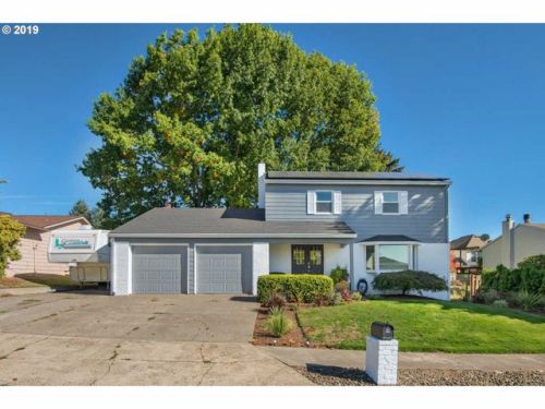 4180 El Camino Dr, Damascus OR  97030 exterior