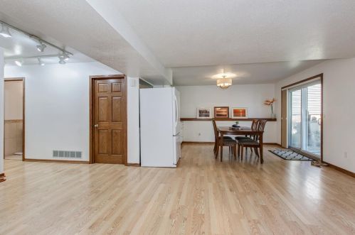 4660 Chandler Rd, Saint Paul MN  55126-6025 exterior